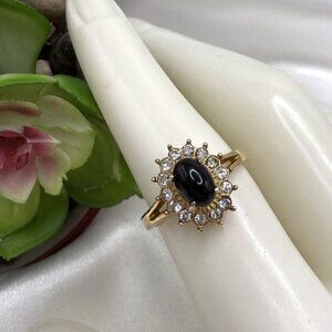 Vintage 90s Black Stone Rhinestones 18K GE Ring 6.75